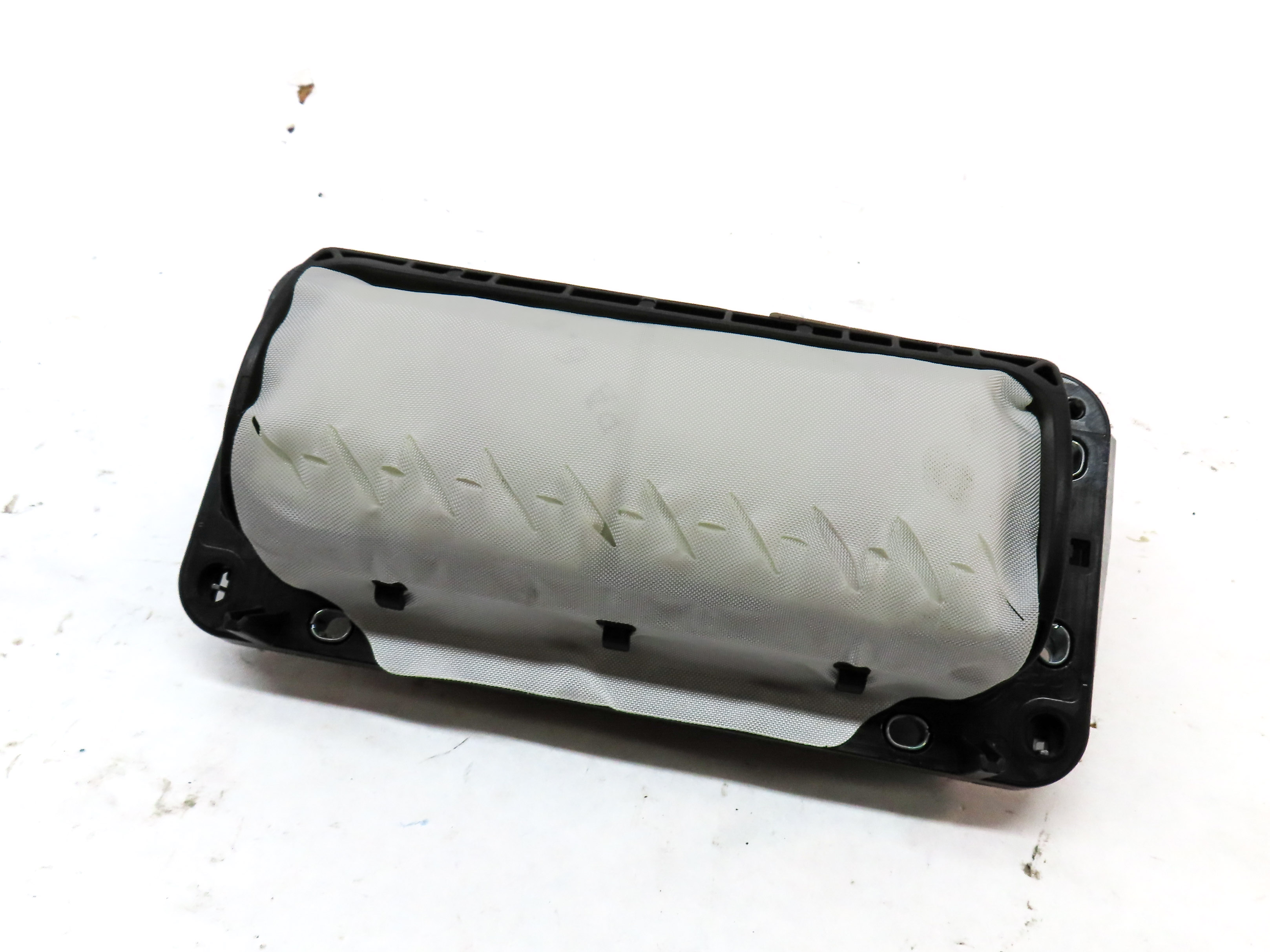 2011-2018 PORSCHE CAYENNE (958) RIGHT FRONT PASSENGER DASH SRS AIRBAG AIR BAG — exact item pictured